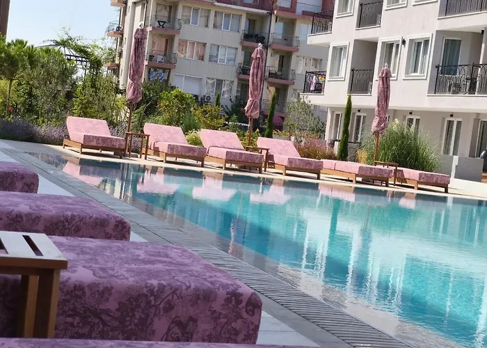 Apartament J'adore Secret Garden, Deluxe Sunny Beach