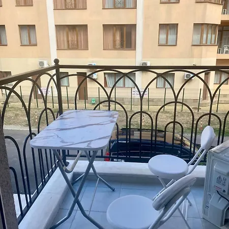 J'adore Secret Garden, Deluxe * ساني بيتش